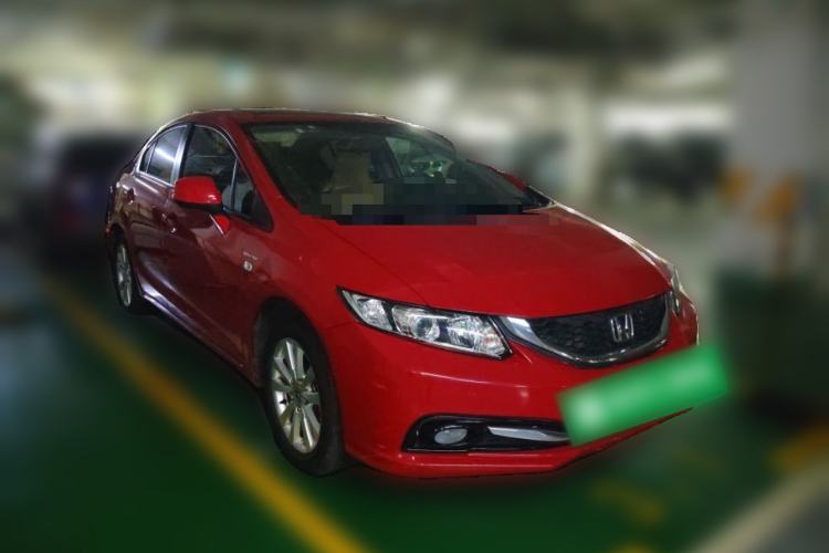 Used Honda Civic 2014 1.8L automatic comfort version Front Right 45 Deg