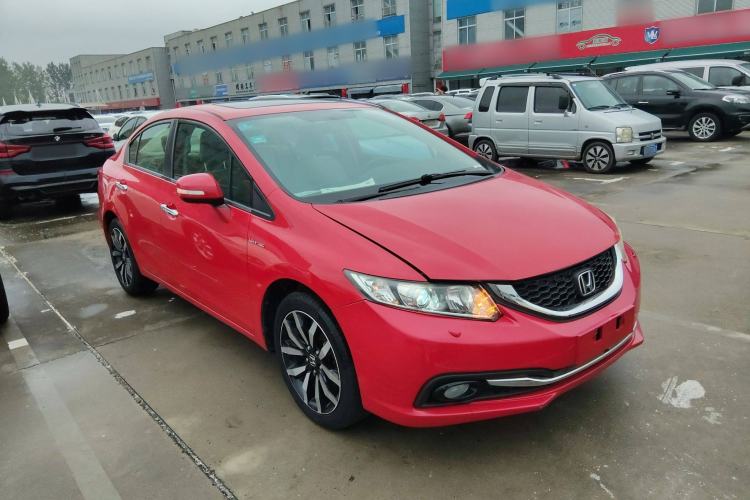 Used Honda Civic 2014 1.8L automatic luxury edition Front Right 45 Deg