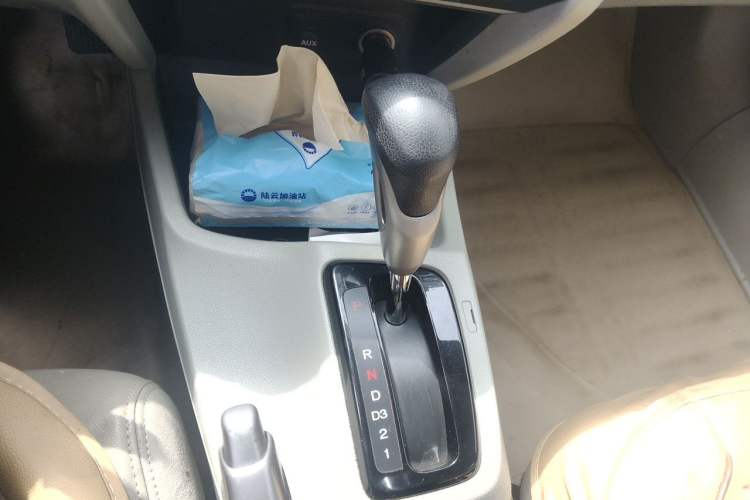 Used Honda Civic 2014 1.8L Automatic Classic Edition Gear Lever