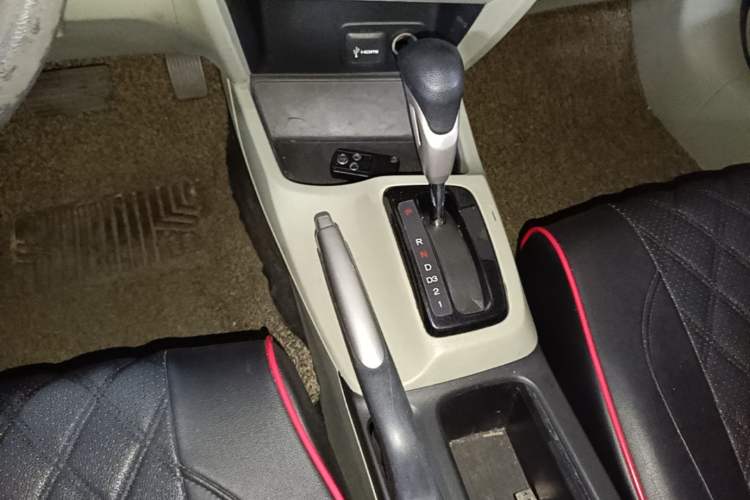 Used Honda Civic 2014 1.8L automatic comfort version Gear Lever