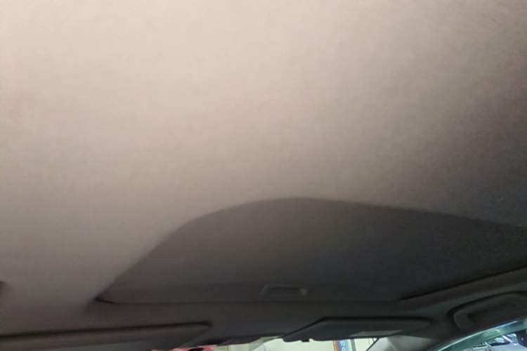 Used Honda Civic 2014 1.8L automatic comfort version Headliner