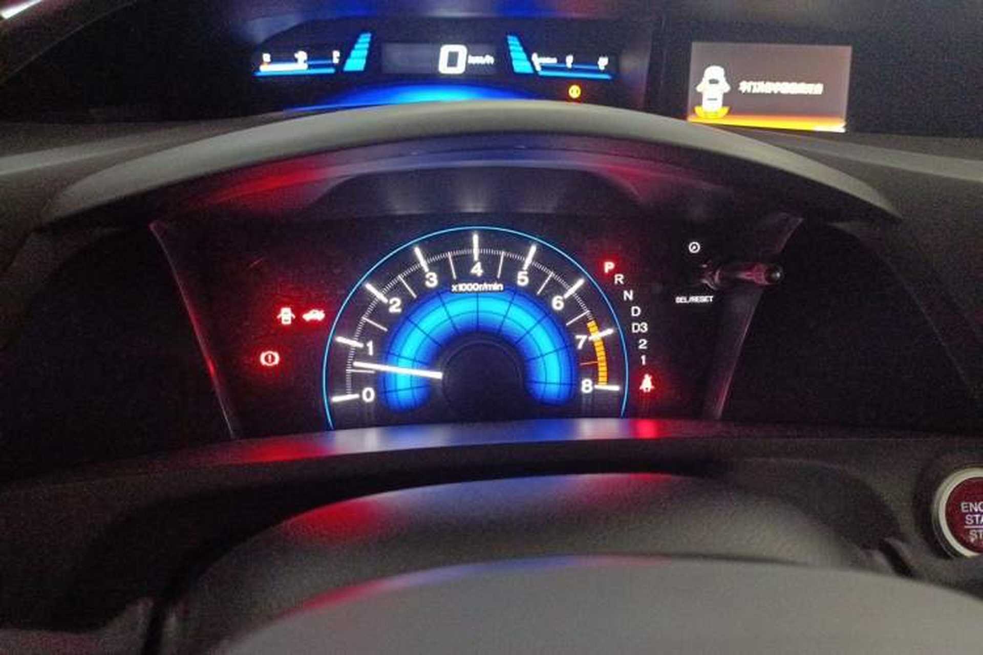Used Honda Civic 2014 1.8L automatic luxury edition Instrument Cluster
