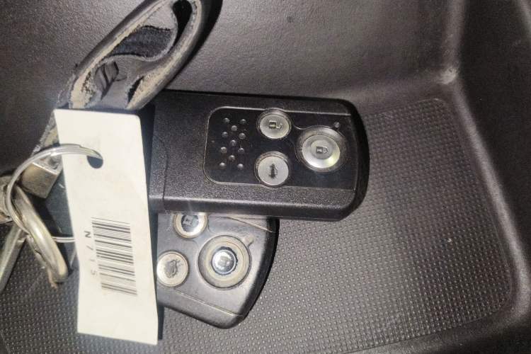 Used Honda Civic 2014 1.8L automatic comfort version Interior 1