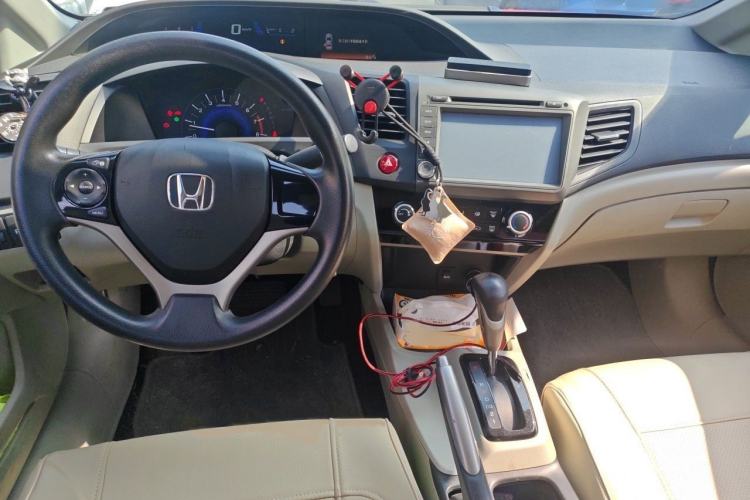 Used Honda Civic 2014 1.8L Automatic Classic Edition Interior 2