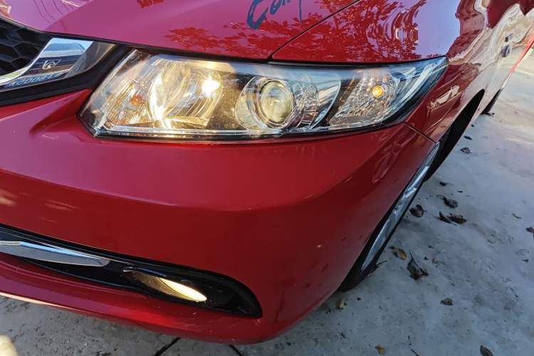 Used Honda Civic 2014 1.8L automatic comfort version Left Front Headlight