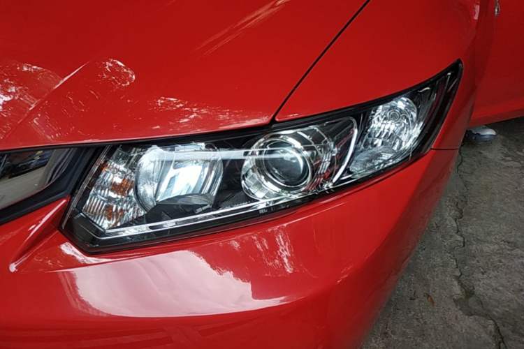 Used Honda Civic 2014 1.8L automatic comfort version Left Front Headlight