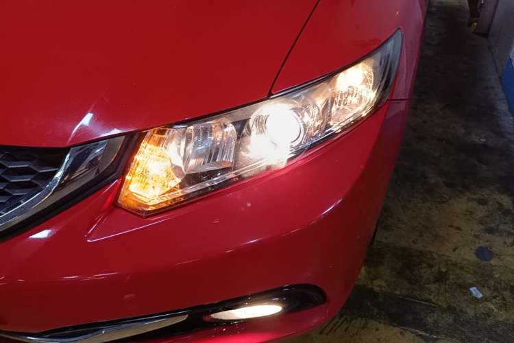 Used Honda Civic 2014 1.8L automatic comfort version Left Front Headlight