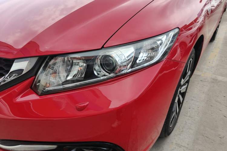 Used Honda Civic 2014 1.8L automatic luxury edition Left Front Headlight