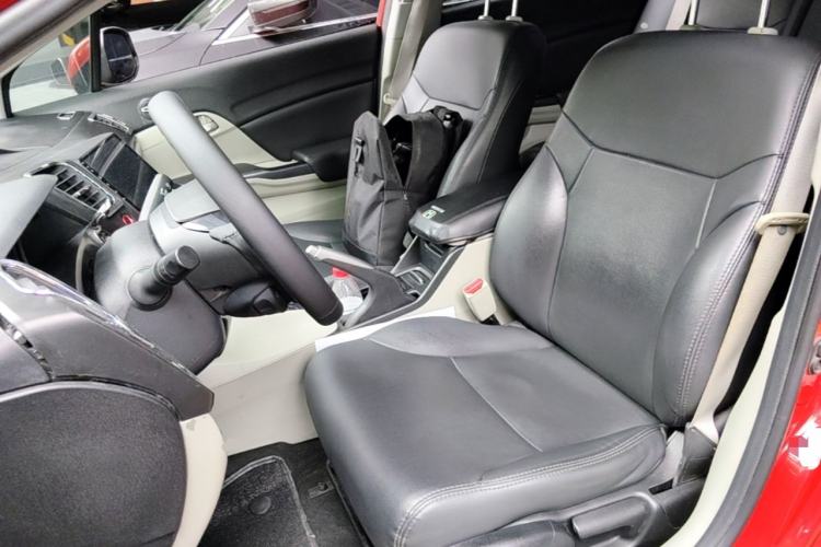 Used Honda Civic 2014 1.8L automatic comfort version Left Front Seat