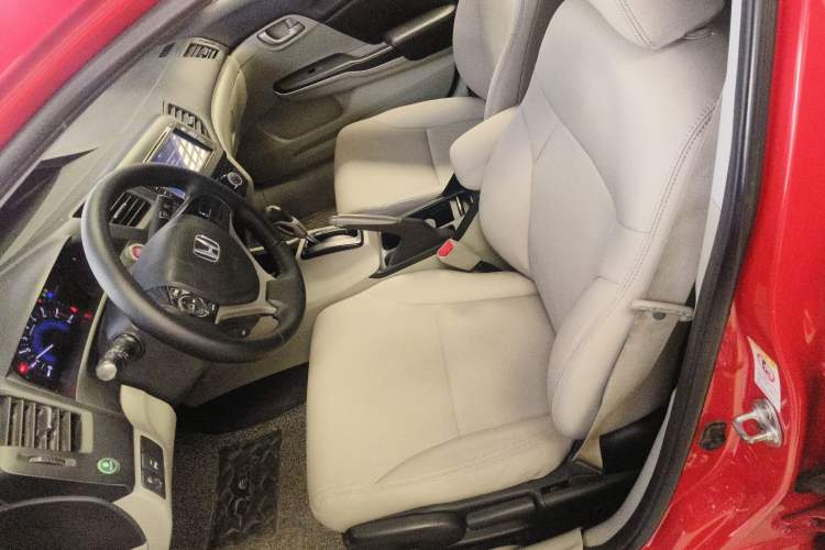 Used Honda Civic 2014 1.8L automatic comfort version Left Front Seat