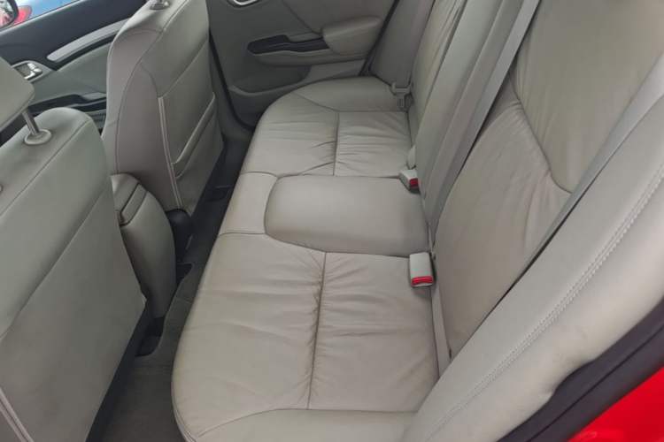 Used Honda Civic 2014 1.8L automatic luxury edition Left Rear Seat