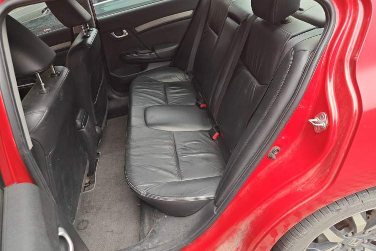 Used Honda Civic 2014 1.8L automatic luxury edition Left Rear Seat