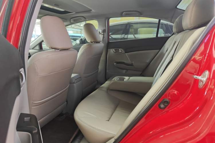 Used Honda Civic 2014 1.8L automatic comfort version Left Rear Seat