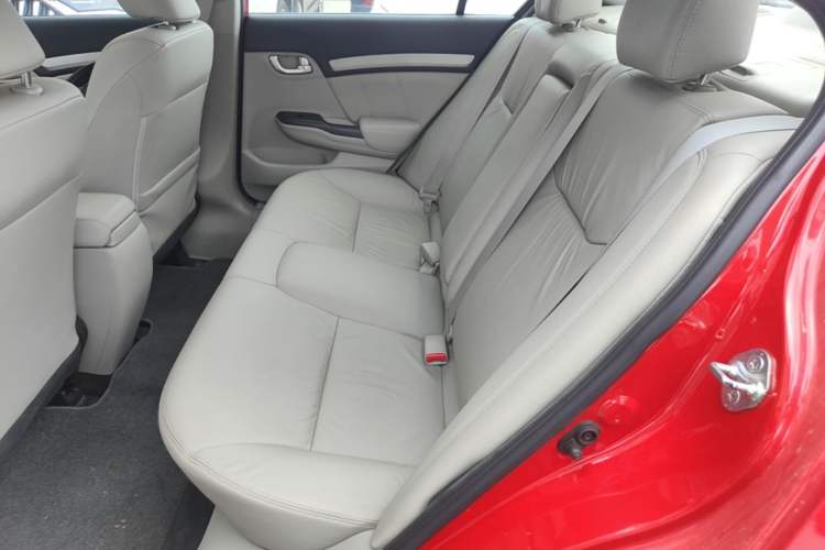 Used Honda Civic 2014 1.8L automatic luxury edition Left Rear Seat