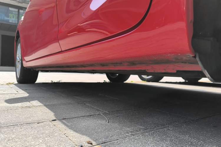 Used Honda Civic 2014 1.8L Automatic Classic Edition Left Side Sill