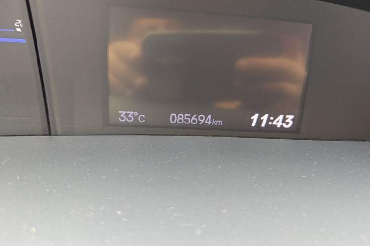 Used Honda Civic 2014 1.8L Automatic Classic Edition Odometer Close Up