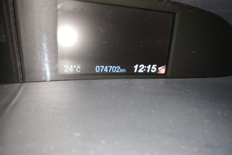 Used Honda Civic 2014 1.8L automatic comfort version Odometer Close Up
