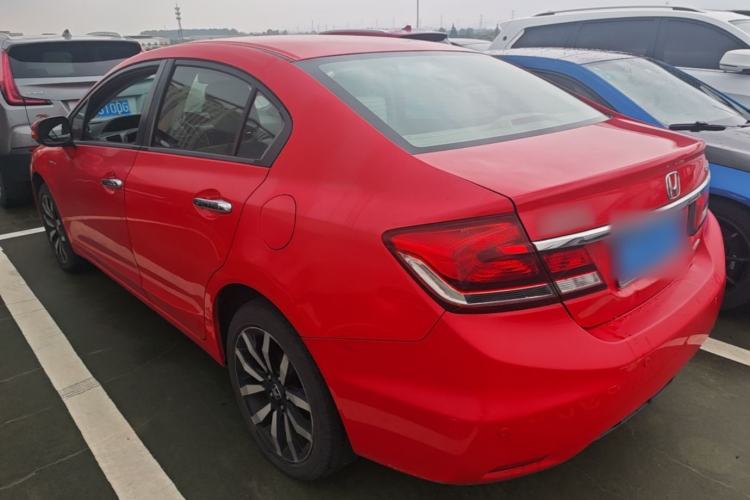Used Honda Civic 2014 1.8L automatic luxury edition Rear Left 45 Deg