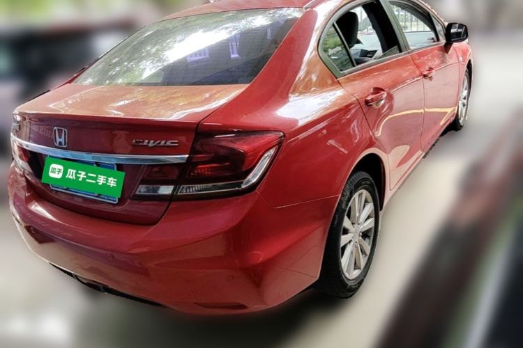 Used Honda Civic 2014 1.8L automatic comfort version Rear Right 45 Deg