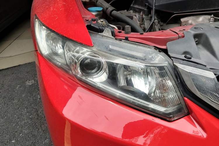 Used Honda Civic 2014 1.8L automatic comfort version Right Front Headlight