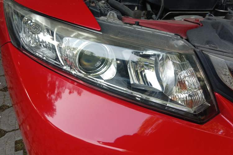 Used Honda Civic 2014 1.8L automatic comfort version Right Front Headlight