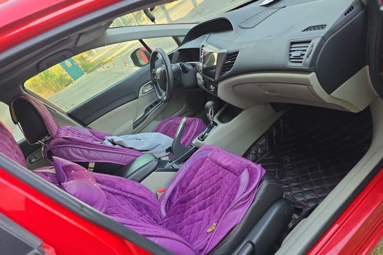 Used Honda Civic 2014 1.8L automatic comfort version Right Front Seat