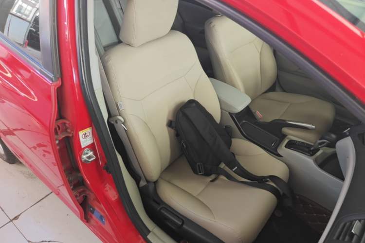 Used Honda Civic 2014 1.8L automatic comfort version Right Front Seat