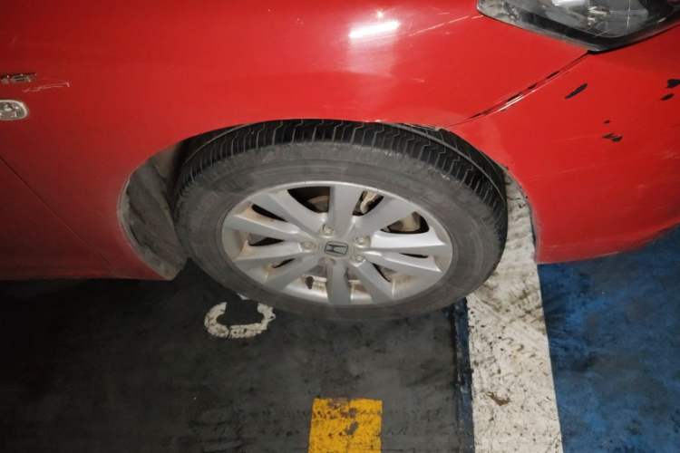 Used Honda Civic 2014 1.8L Automatic Classic Edition Right Front Wheel Hub