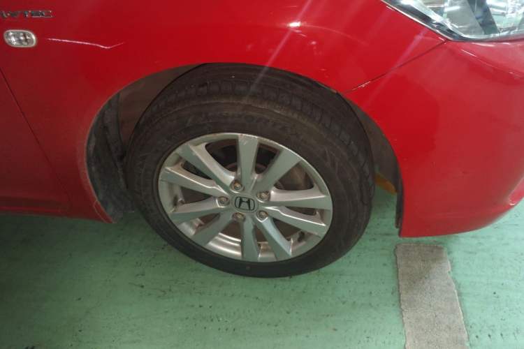 Used Honda Civic 2014 1.8L automatic comfort version Right Front Wheel Hub