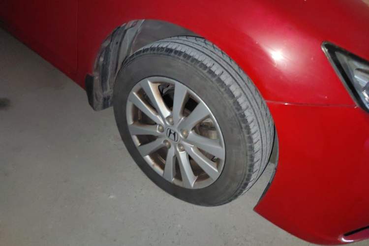 Used Honda Civic 2014 1.8L Automatic Classic Edition Right Front Wheel Hub