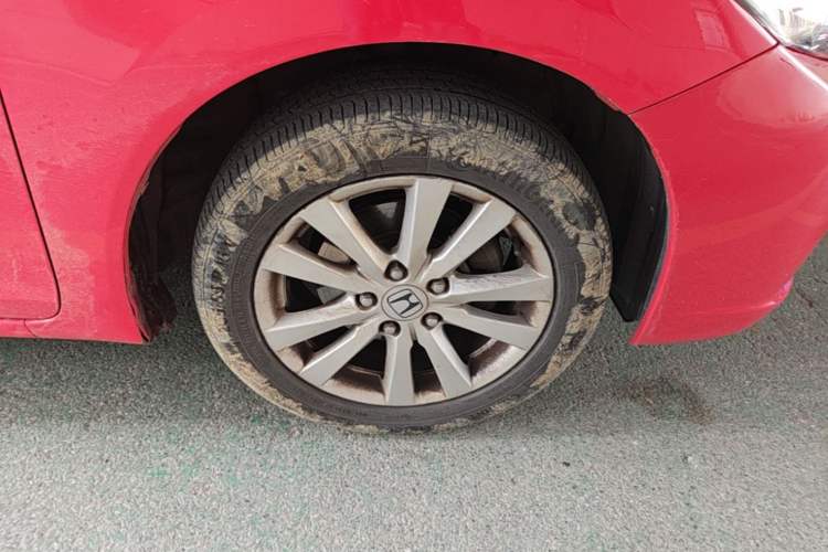 Used Honda Civic 2014 1.8L Automatic Classic Edition Right Front Wheel Hub