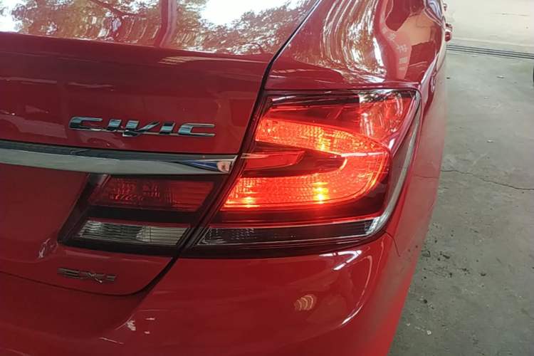 Used Honda Civic 2014 1.8L automatic comfort version Right Rear Taillight