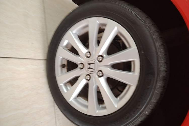 Used Honda Civic 2014 1.8L automatic comfort version Right Rear Wheel Hub