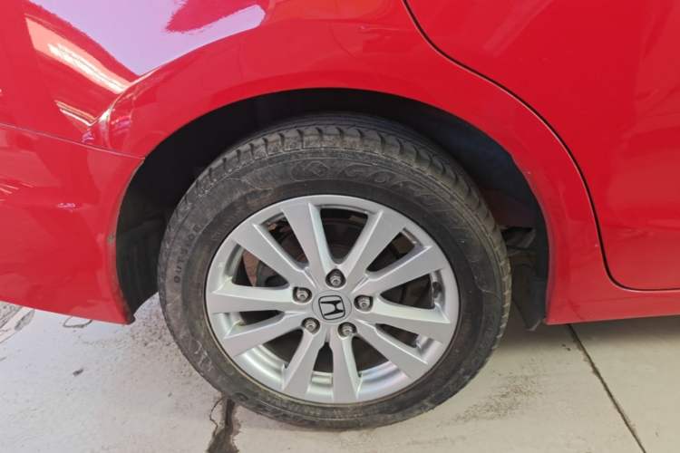 Used Honda Civic 2014 1.8L automatic comfort version Right Rear Wheel Hub