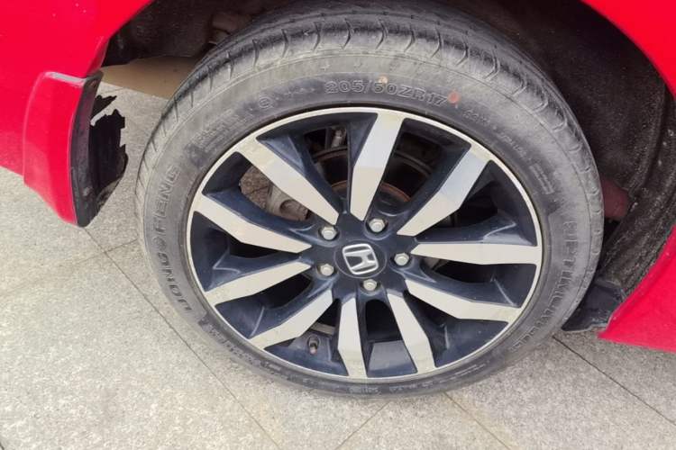 Used Honda Civic 2014 1.8L automatic luxury edition Right Rear Wheel Hub
