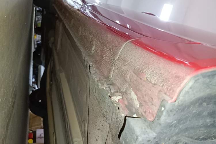 Used Honda Civic 2014 1.8L automatic comfort version Right Side Sill