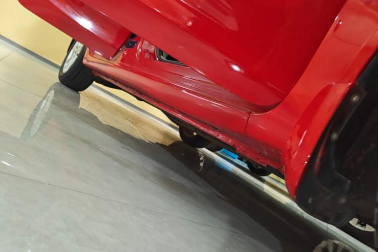 Used Honda Civic 2014 1.8L automatic comfort version Right Side Sill