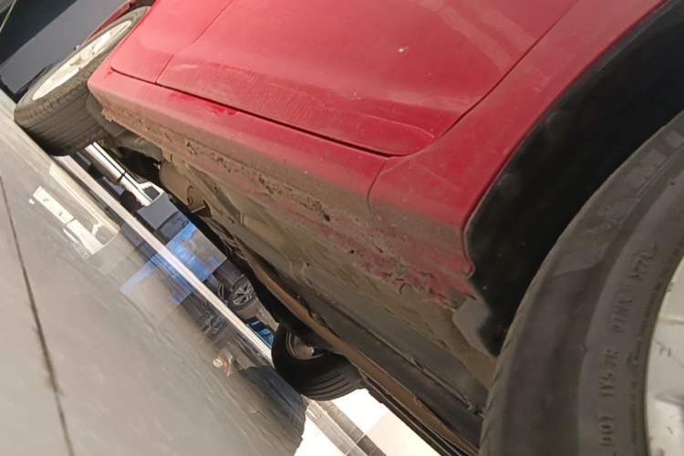 Used Honda Civic 2014 1.8L Automatic Classic Edition Right Side Sill