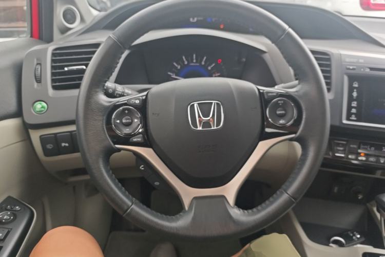 Used Honda Civic 2014 1.8L automatic luxury edition Steering Wheel