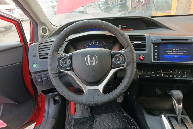Used Honda Civic 2014 1.8L automatic luxury edition Steering Wheel
