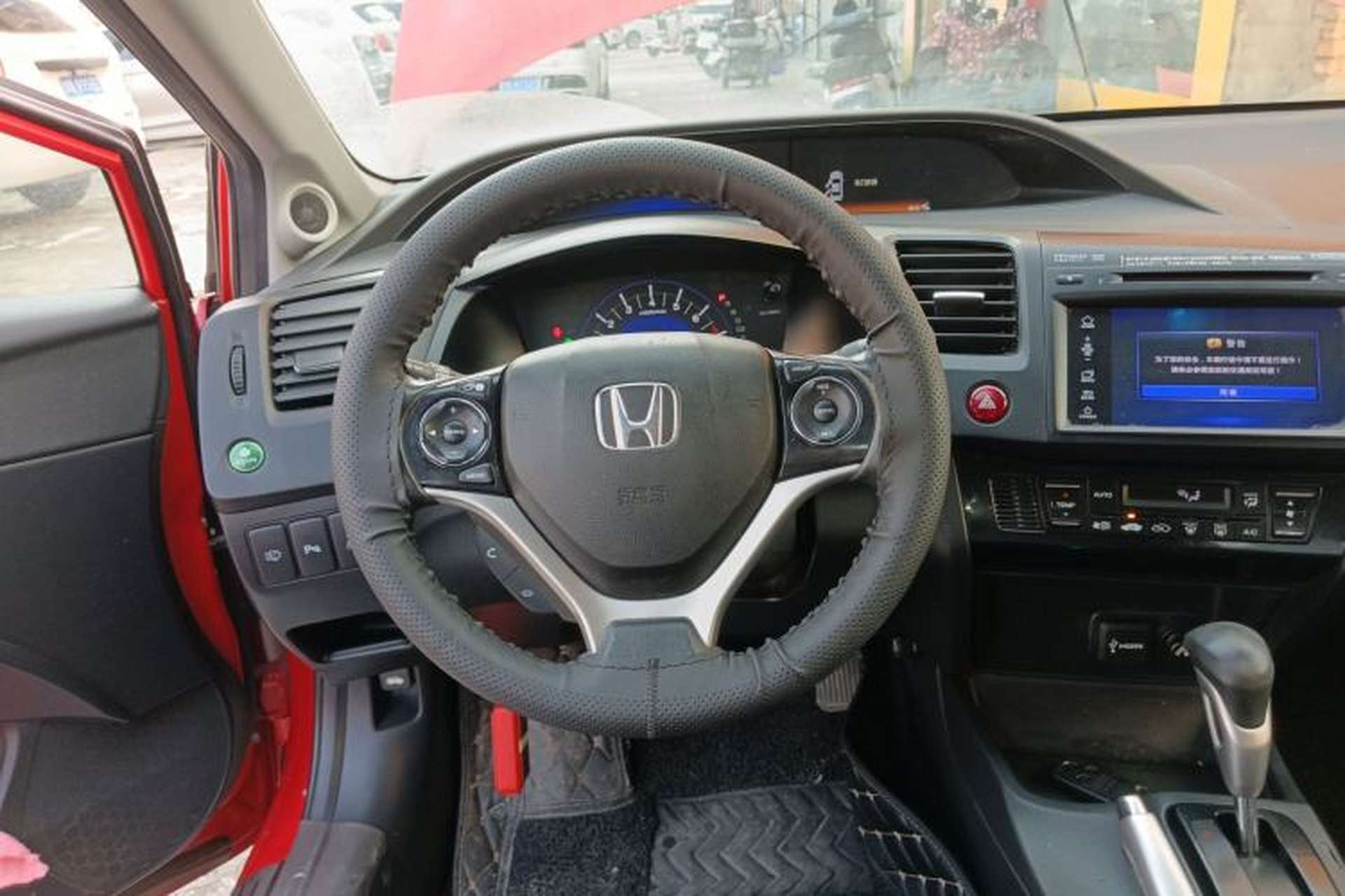 Used Honda Civic 2014 1.8L automatic luxury edition Steering Wheel