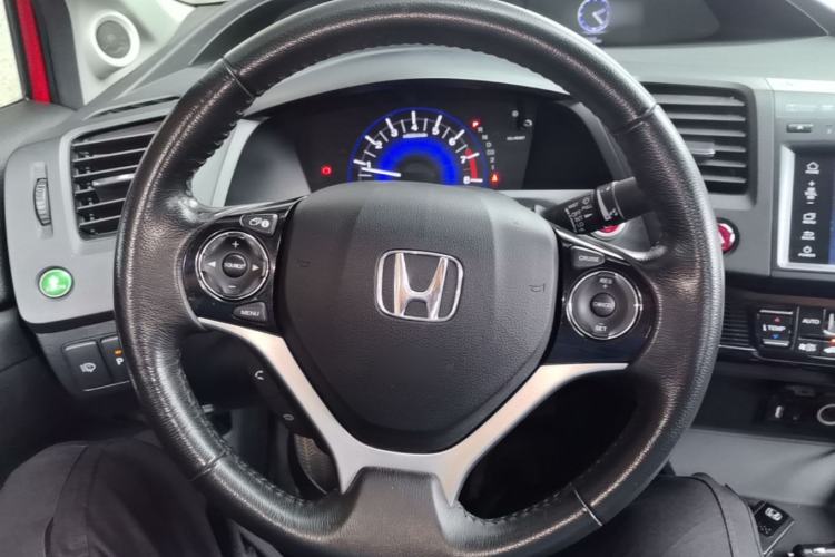 Used Honda Civic 2014 1.8L automatic luxury edition Steering Wheel