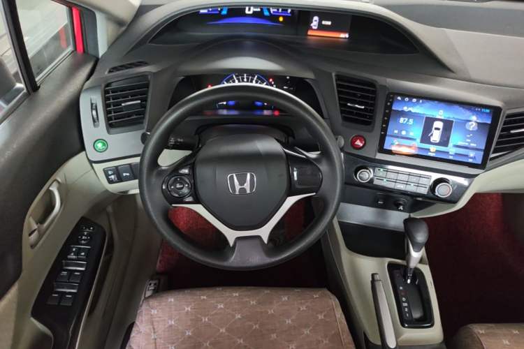 Used Honda Civic 2014 1.8L Automatic Classic Edition Steering Wheel