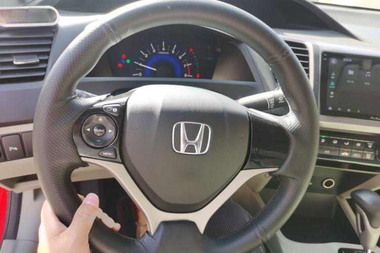 Used Honda Civic 2014 1.8L Automatic Classic Edition Steering Wheel