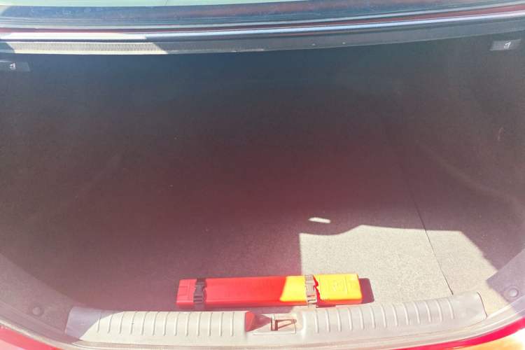 Used Honda Civic 2014 1.8L automatic comfort version Trunk