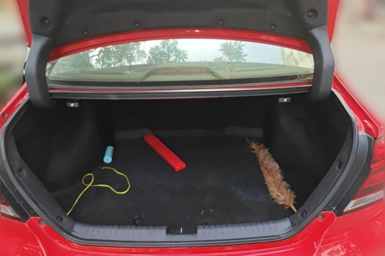 Used Honda Civic 2014 1.8L automatic luxury edition Trunk