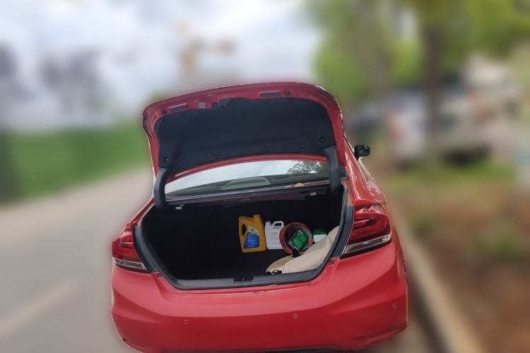 Used Honda Civic 2014 1.8L manual Comfort version Trunk