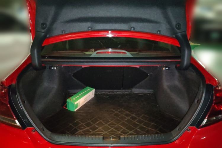 Used Honda Civic 2014 1.8L automatic comfort version Trunk