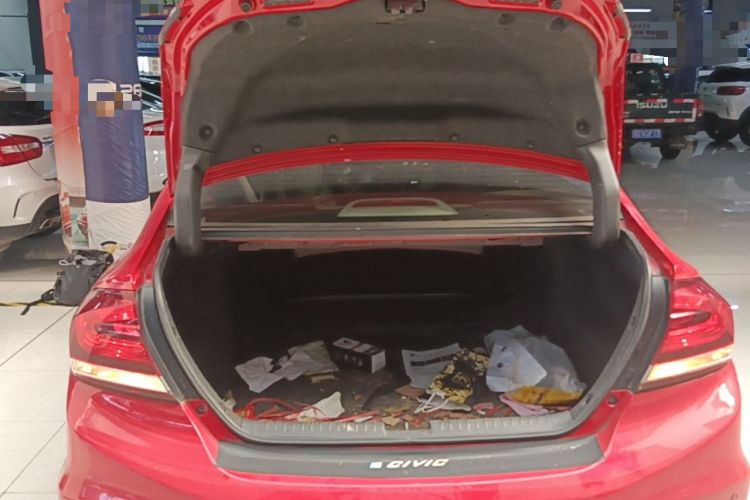 Used Honda Civic 2014 1.8L Automatic Classic Edition Trunk
