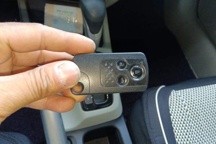 Used Honda Civic 2014 1.8L automatic comfort version Vehicle Key